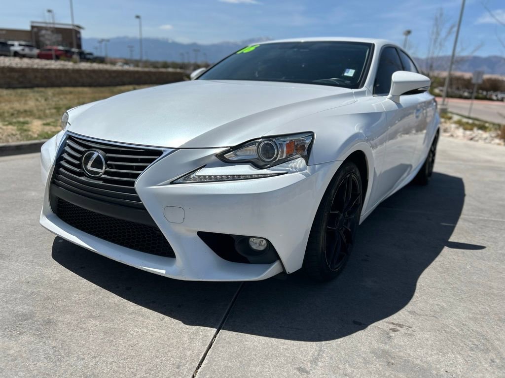 Used 2016 Lexus IS 300 AWD image 3