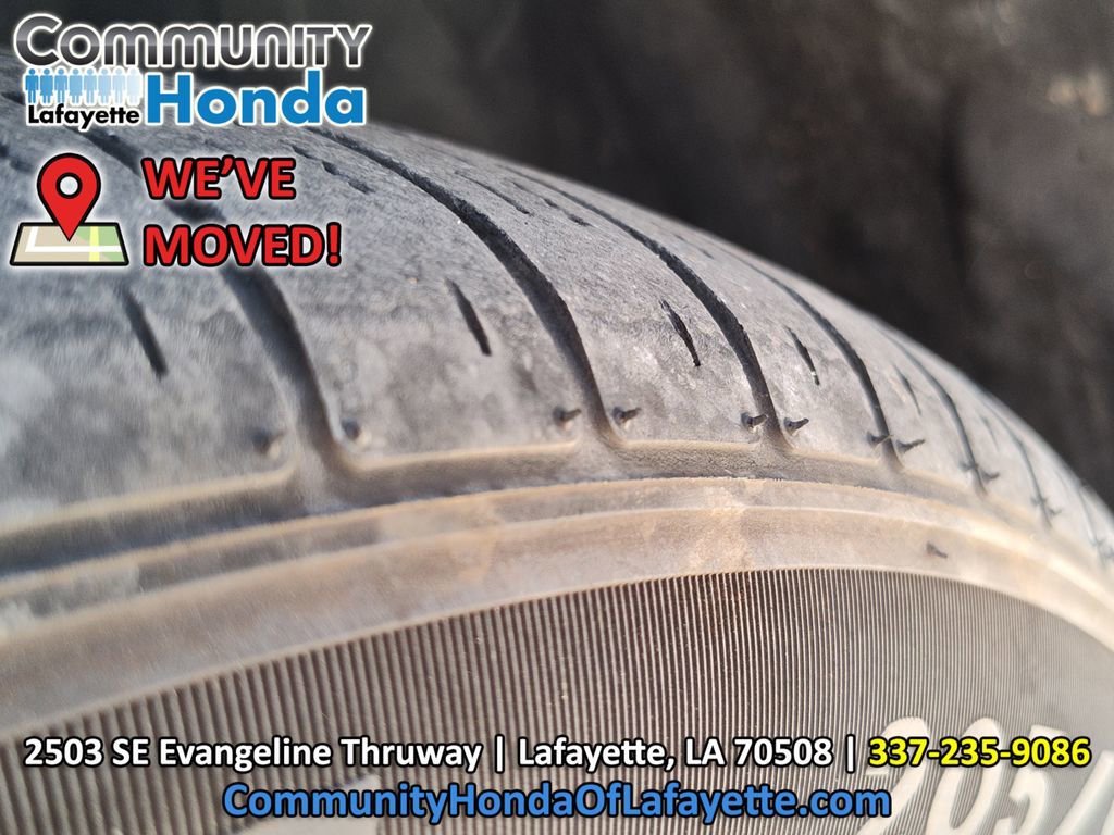 Used 2024 Nissan Sentra SV FWD image 17