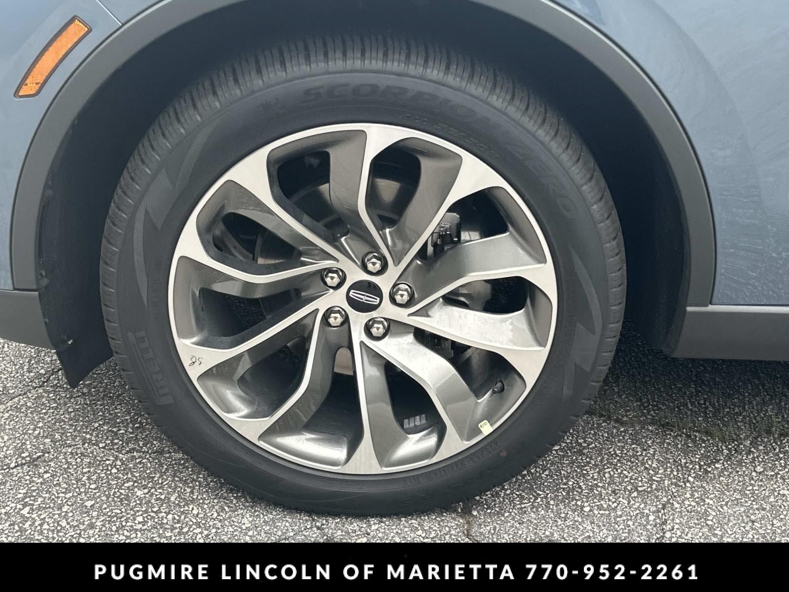 New 2026 Lincoln Aviator Reserve w/ Luxury Package RWD image 11