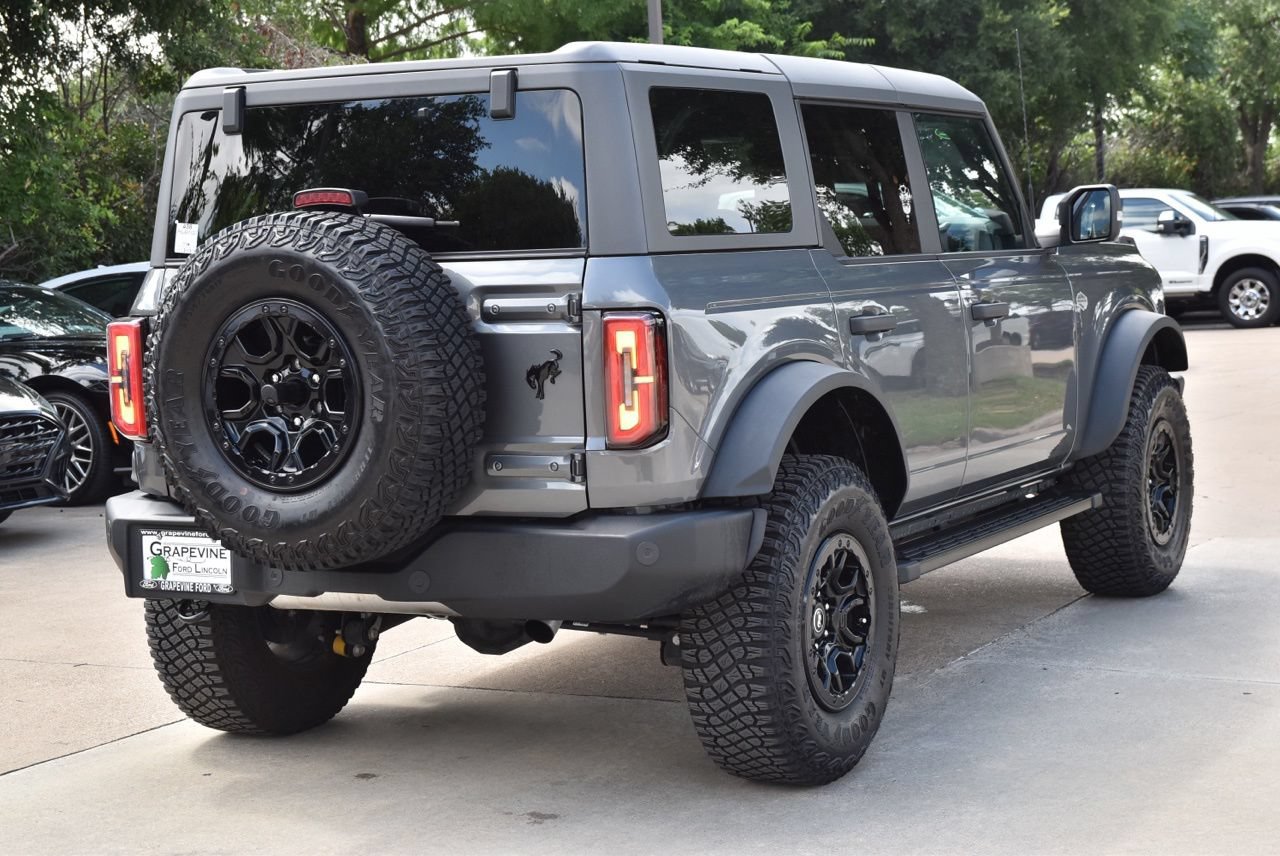 Certified 2022 Ford Bronco Wildtrak AWD/4WD image 8