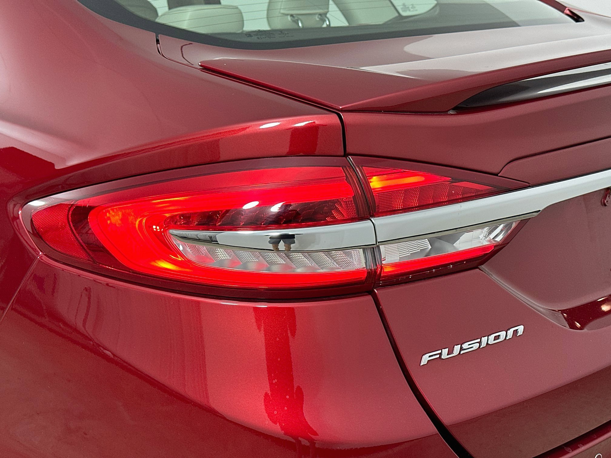 Used 2018 Ford Fusion Titanium FWD image 41