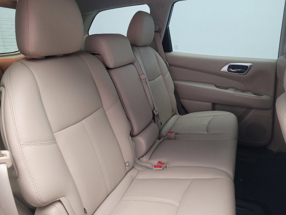 Used 2016 Nissan Pathfinder SL w/ SL Tech Package image 19