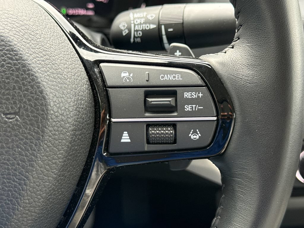 Used 2024 Honda Accord Touring image 29