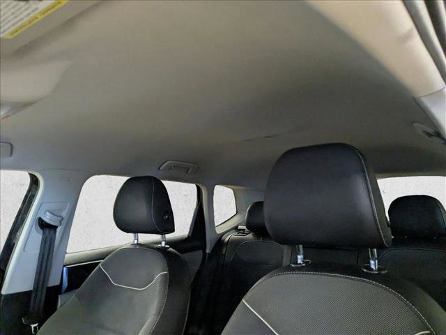 Used 2024 Volkswagen Taos SE image 19
