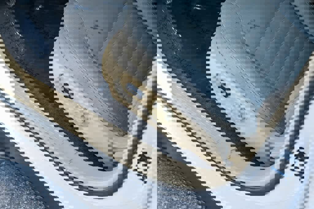 Used 2013 Ford Taurus SE image 20