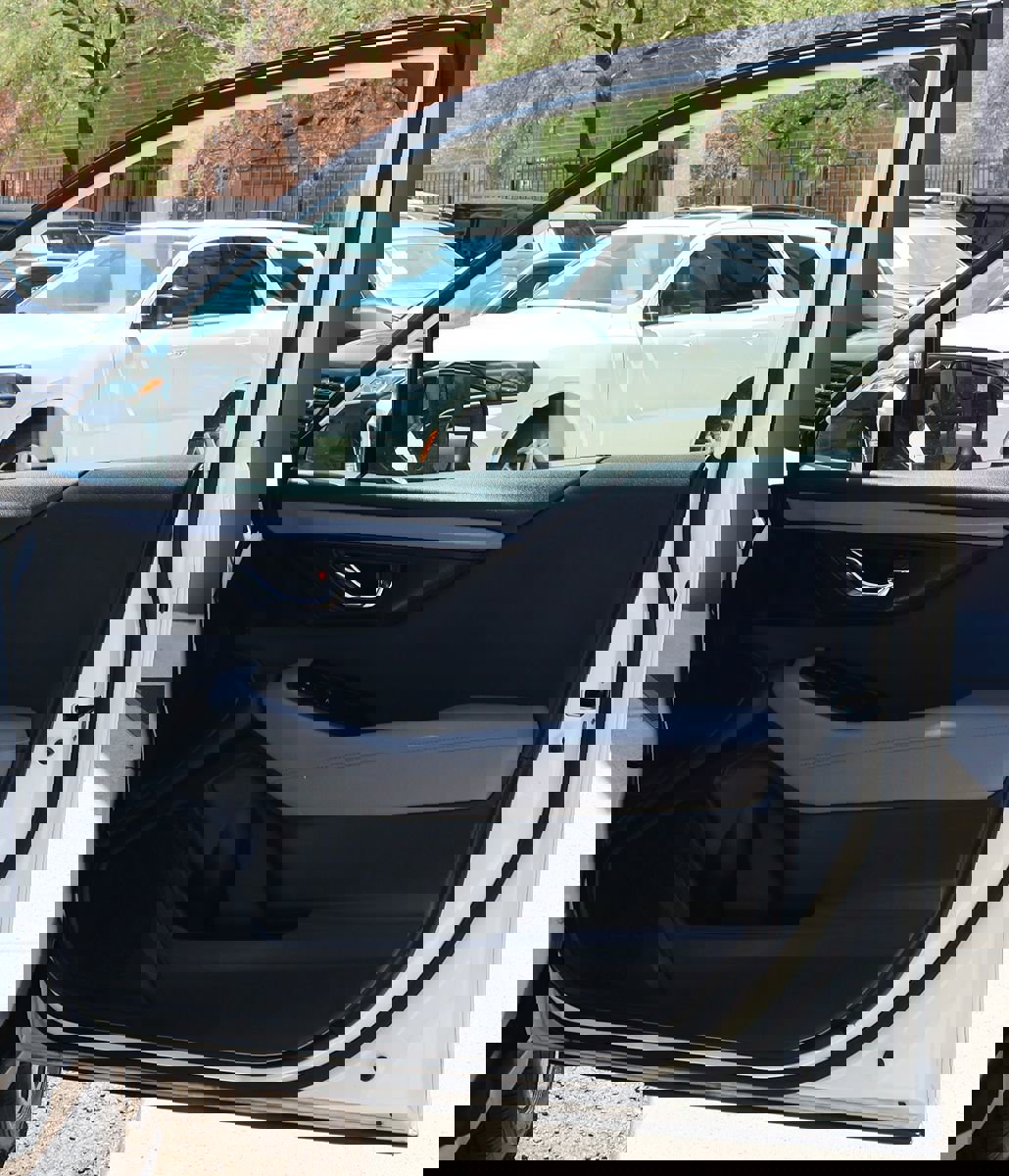 Used 2022 Subaru Outback Premium image 34