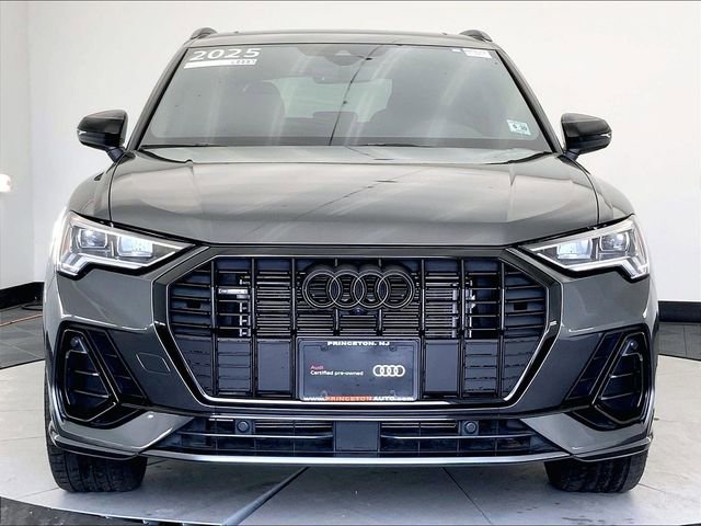 Certified 2025 Audi Q3 2.0T Premium Plus w/ Premium Plus Package image 3