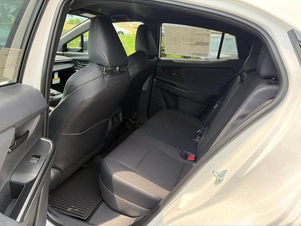 Used 2026 Toyota C-HR AWD/4WD image 21
