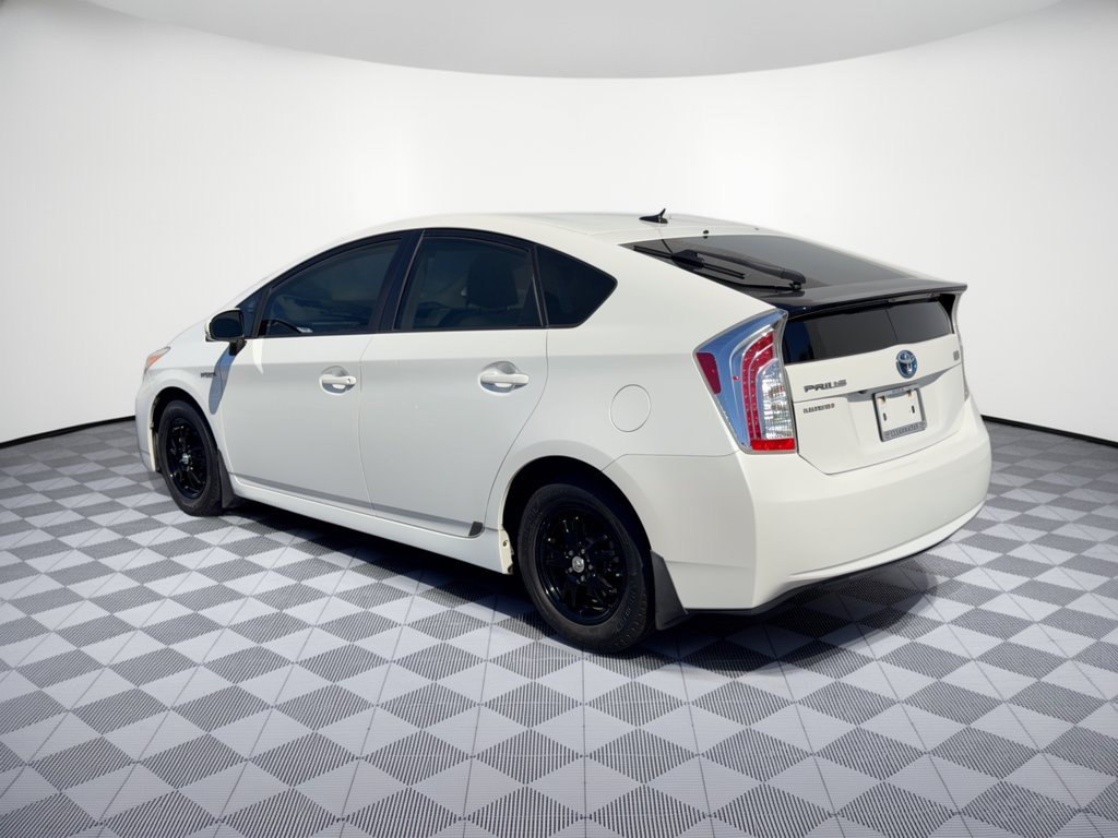 Used 2013 Toyota Prius Four FWD image 3