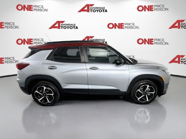 Used 2023 Chevrolet TrailBlazer RS w/ Sun and Liftgate Package FWD image 8