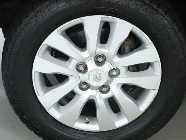 Used 2012 Toyota Sequoia Platinum image 39
