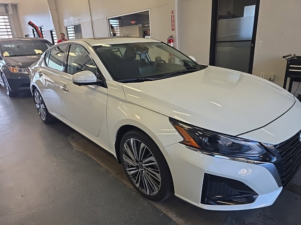 Used 2023 Nissan Altima 2.5 SL