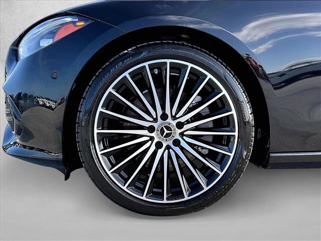 Used 2025 Mercedes-Benz C 300 Sedan image 10