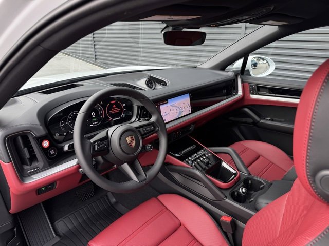 New 2026 Porsche Cayenne E-Hybrid Coupe image 4