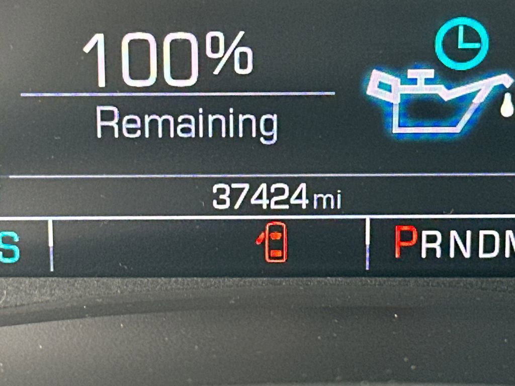 Used 2017 Chevrolet Impala LT w/ Convenience Package image 28