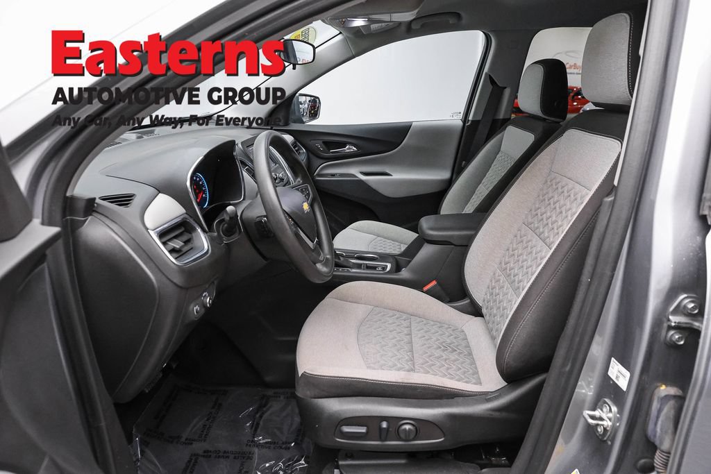 Used 2023 Chevrolet Equinox LT FWD image 13