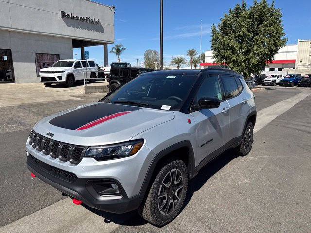 New 2026 Jeep Compass Trailhawk