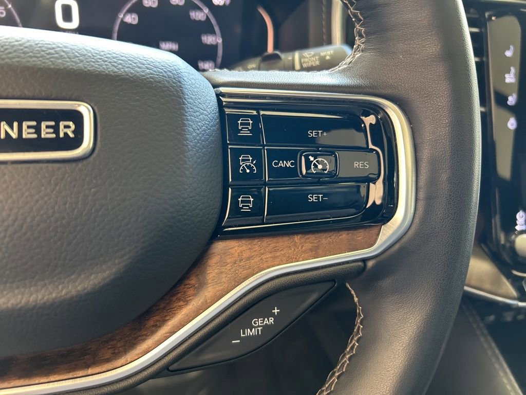 Used 2024 Jeep Grand Wagoneer L 4WD image 65