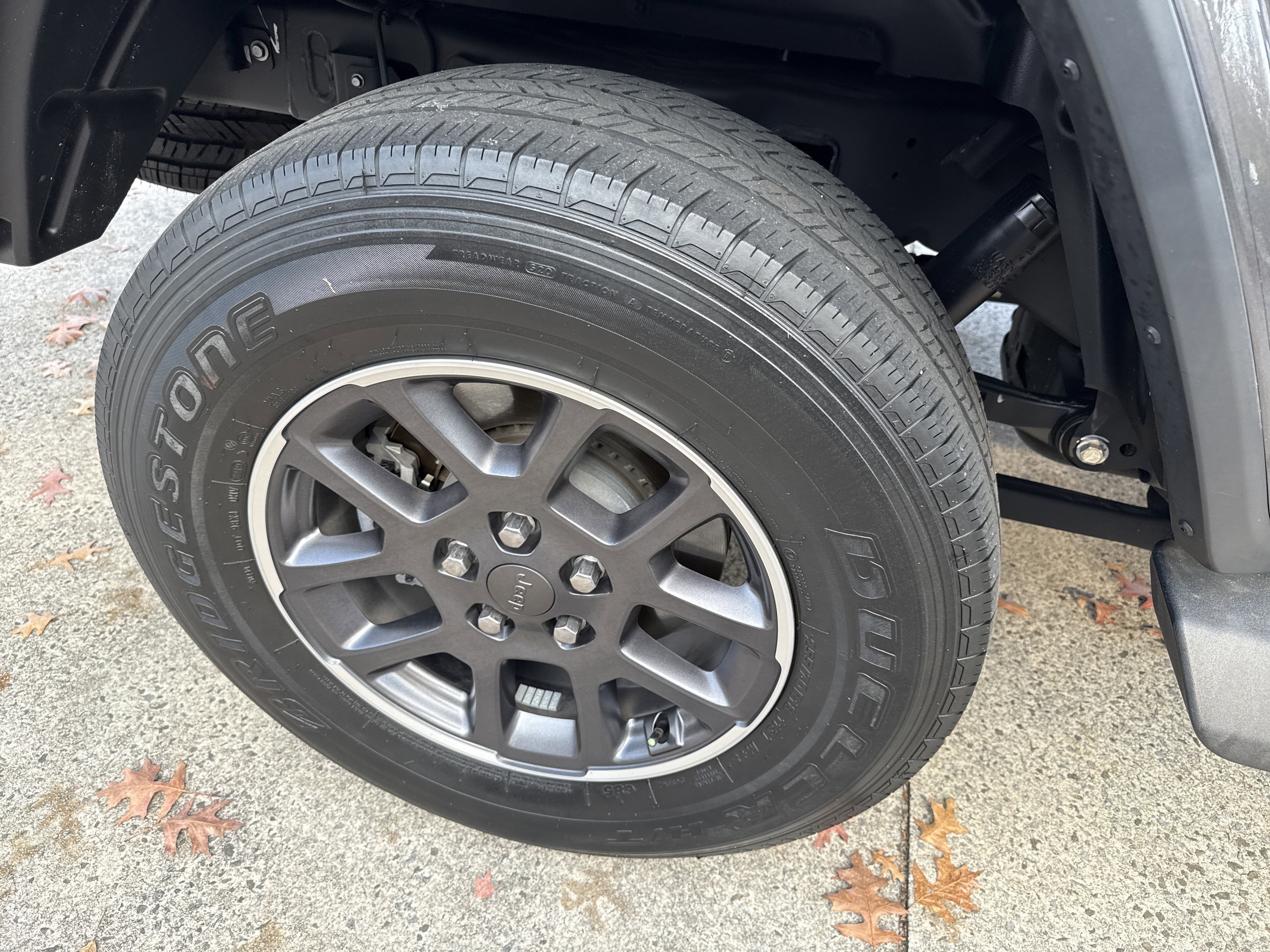 Used 2020 Jeep Gladiator Overland w/ Safety Group image 19