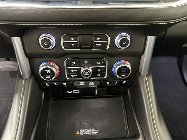 Used 2023 GMC Yukon SLT w/ SLT Premium Package image 23