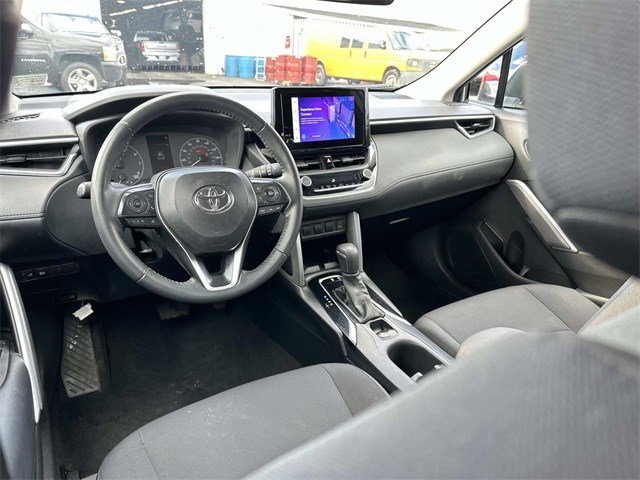 Used 2024 Toyota Corolla Cross LE image 14