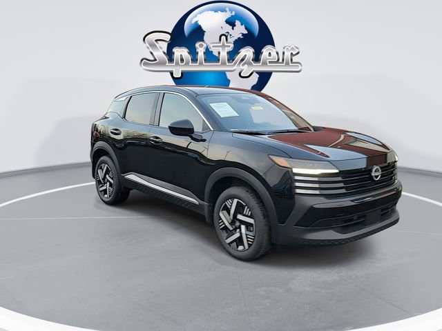 Used 2025 Nissan Kicks SV image 2