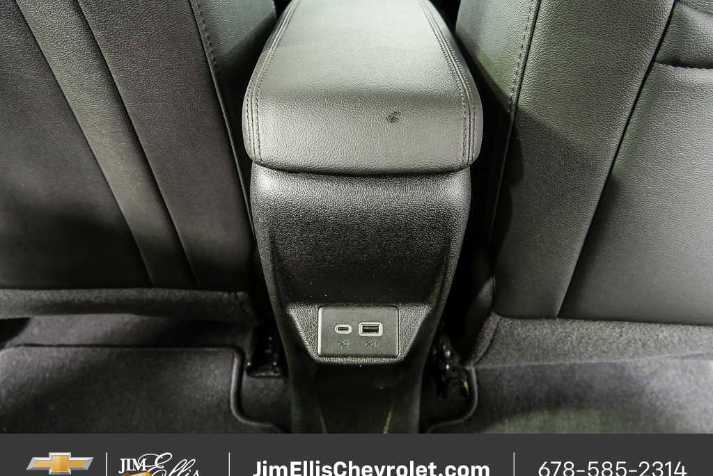 Used 2023 Chevrolet Bolt LT w/ Infotainment Package FWD image 19
