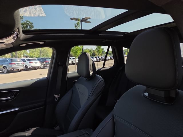 New 2026 Mercedes-Benz GLC 300 4MATIC image 26