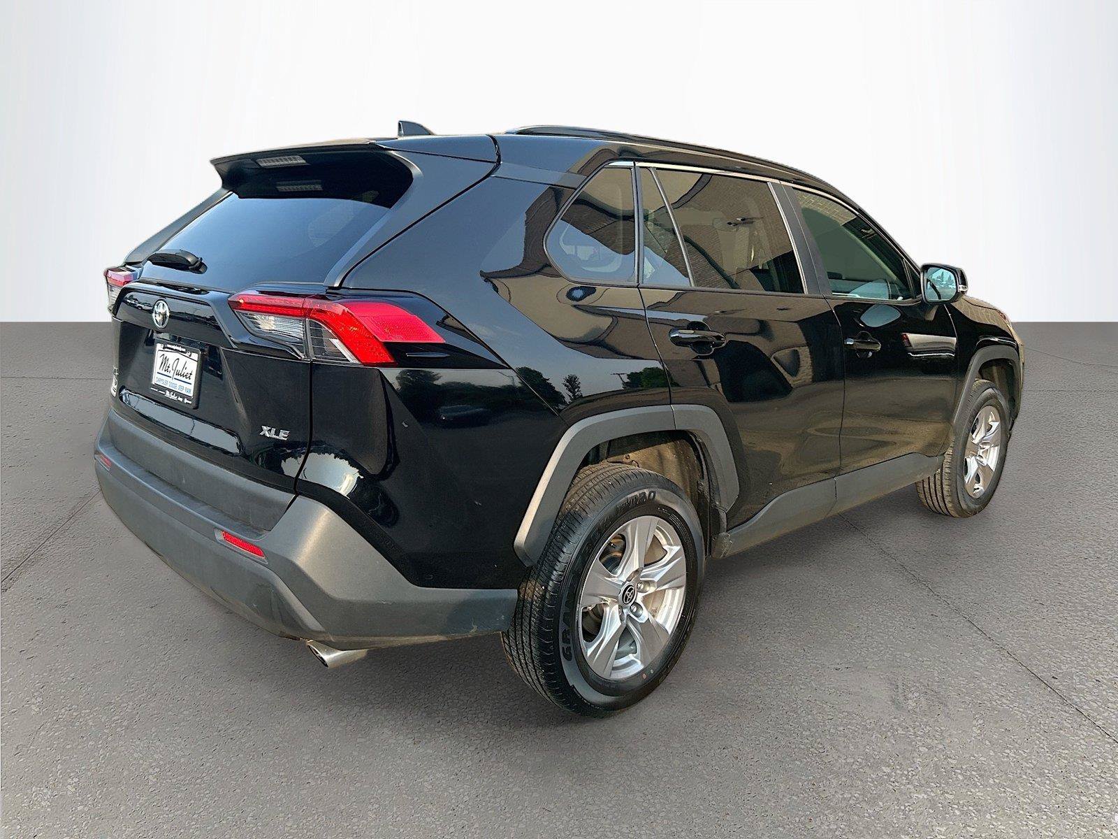 Used 2025 Toyota RAV4 XLE FWD image 5