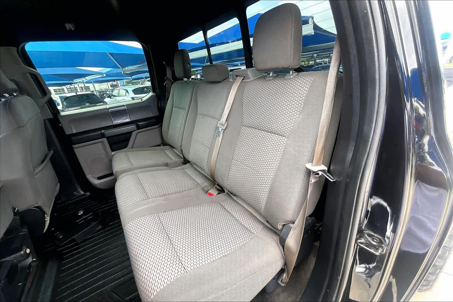 Used 2017 Ford F250 XLT w/ XLT Premium Package AWD/4WD image 20