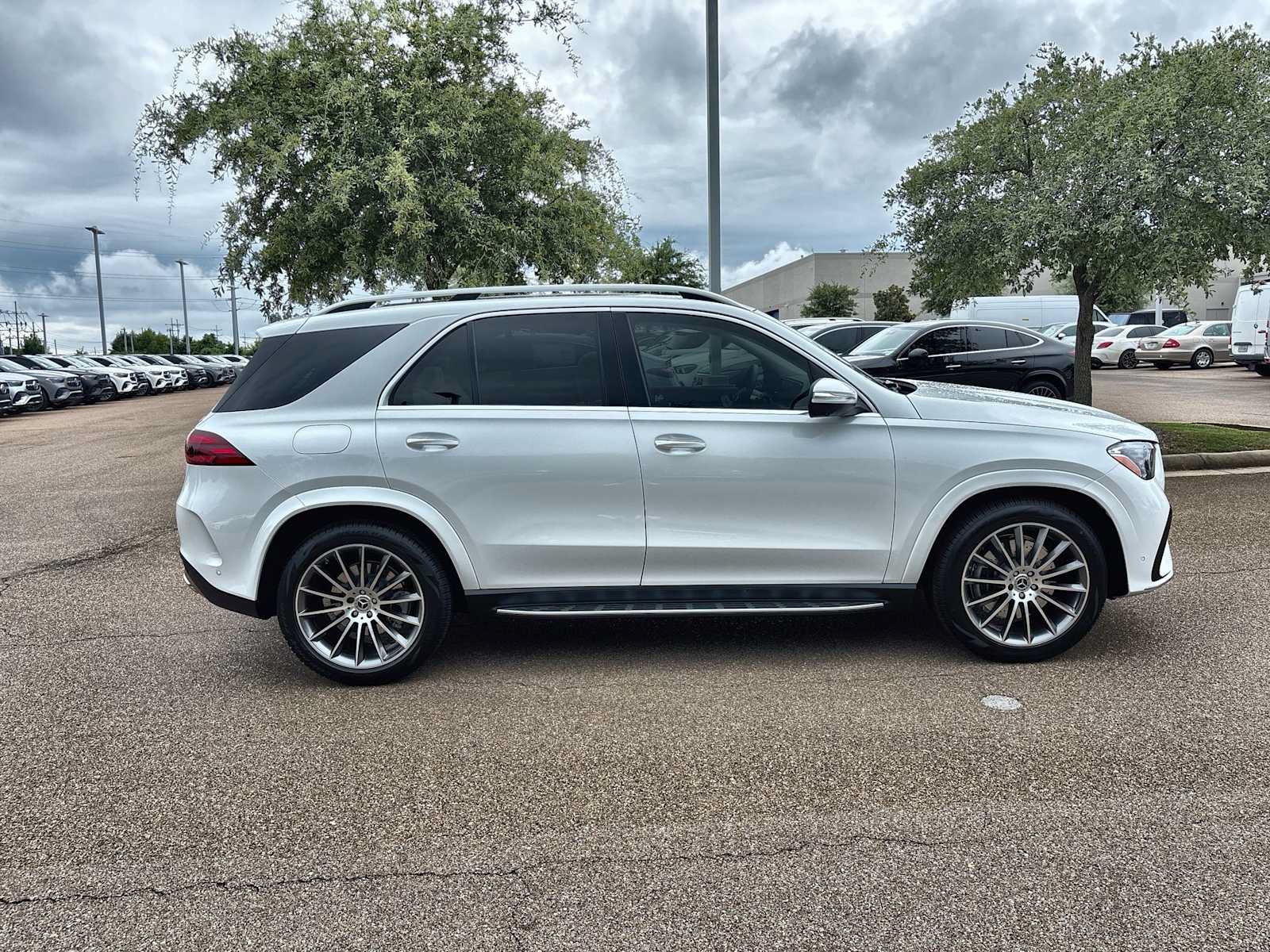 New 2026 Mercedes-Benz GLE 350 4MATIC image 10
