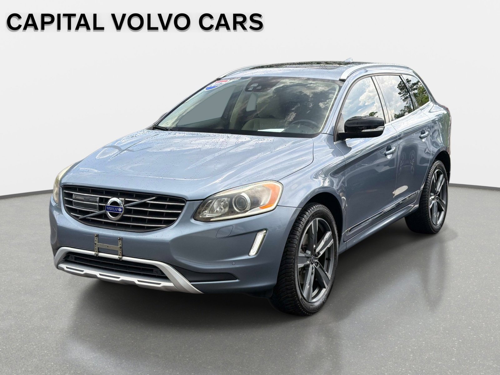 Used 2017 Volvo XC60 T5 Dynamic w/ Advanced Package