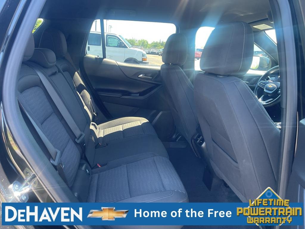 Used 2025 Chevrolet Equinox LT AWD/4WD image 24