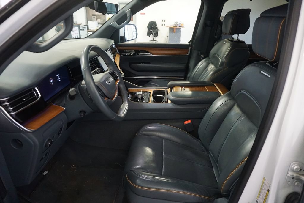 Used 2022 Jeep Grand Wagoneer Series II w/ Convenience Group III image 20