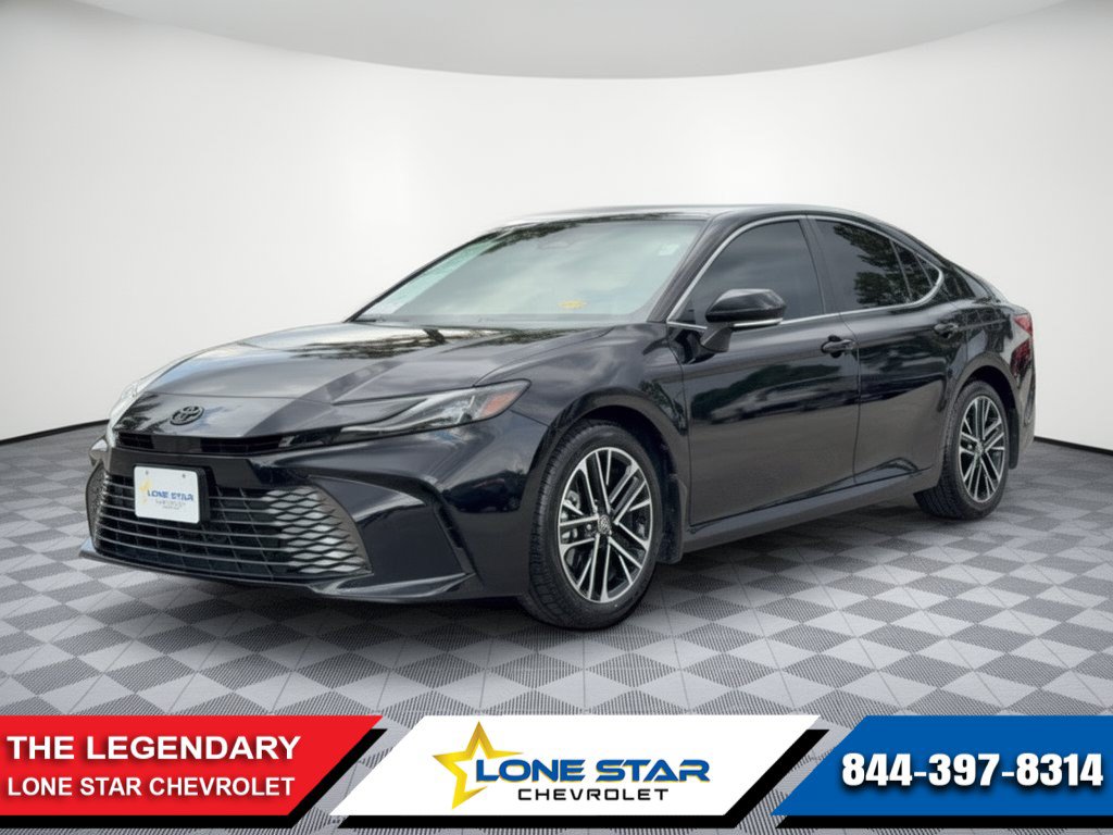 Used 2025 Toyota Camry XLE