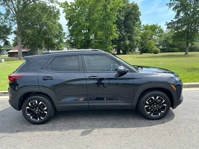 Used 2021 Chevrolet TrailBlazer LT w/ Sun and Liftgate Package AWD/4WD image 30