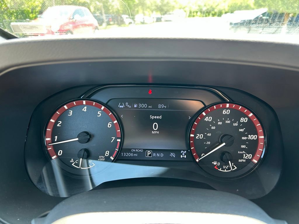 Used 2026 Nissan Frontier PRO-4X AWD/4WD image 22