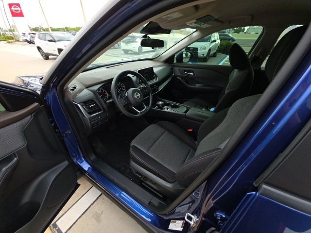 Used 2023 Nissan Rogue SV FWD image 12
