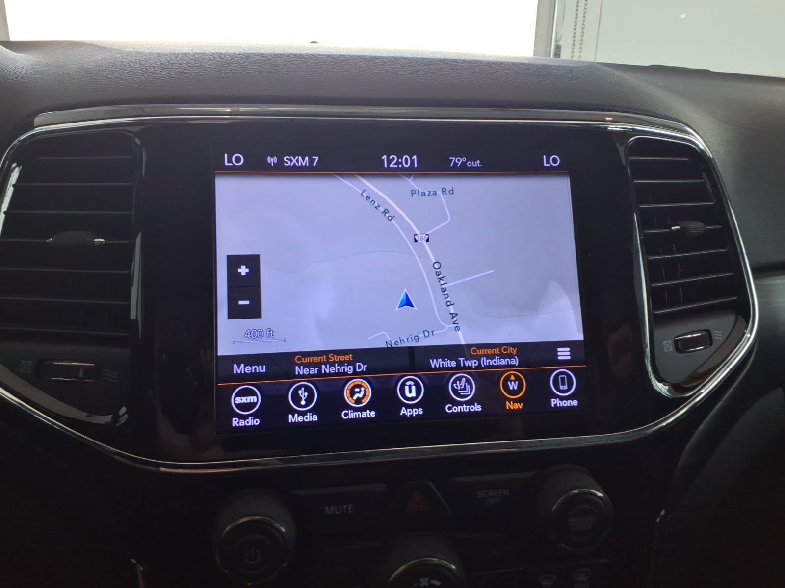 Used 2019 Jeep Grand Cherokee Altitude AWD/4WD image 25