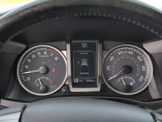 Used 2021 Toyota Tacoma SR5 RWD image 22
