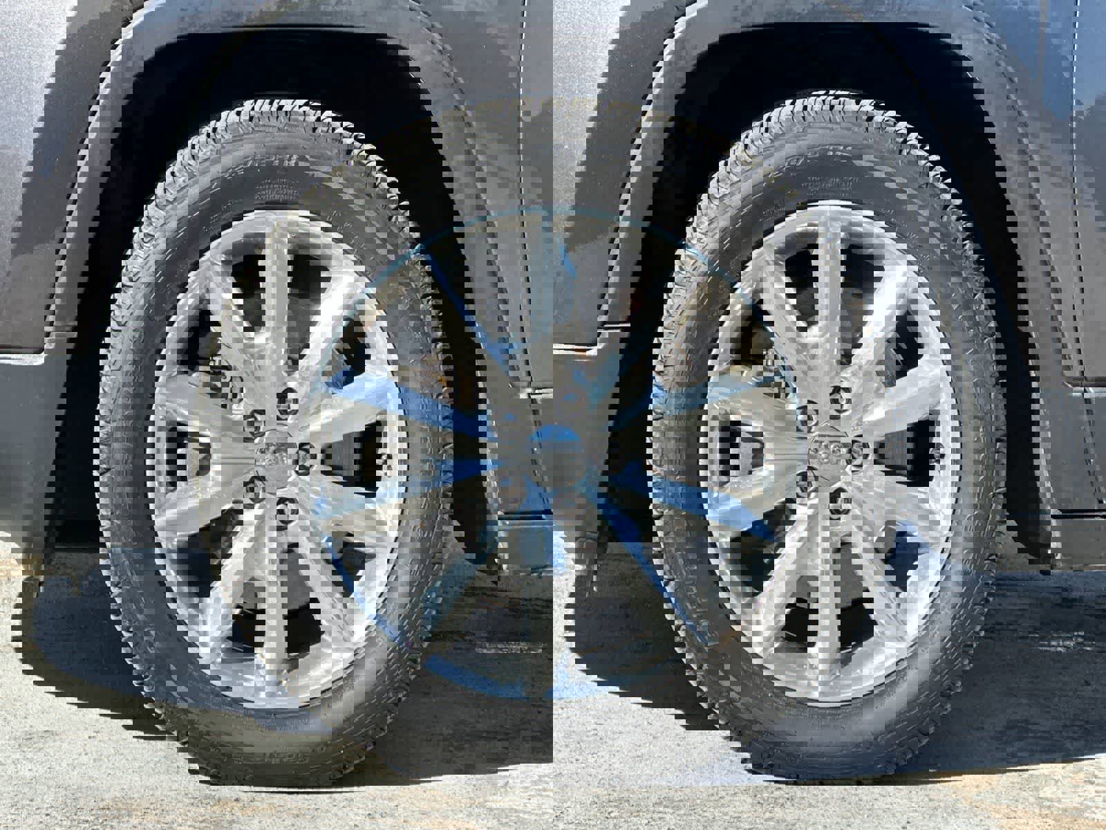 Used 2016 Jeep Cherokee Limited w/ Luxury Group image 27