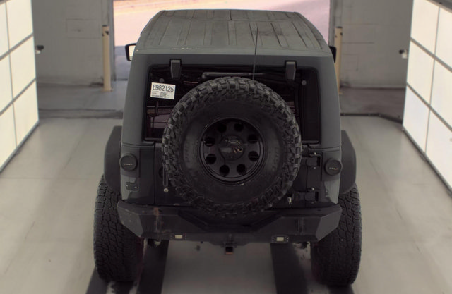 Used 2017 Jeep Wrangler Unlimited Sport AWD/4WD image 6