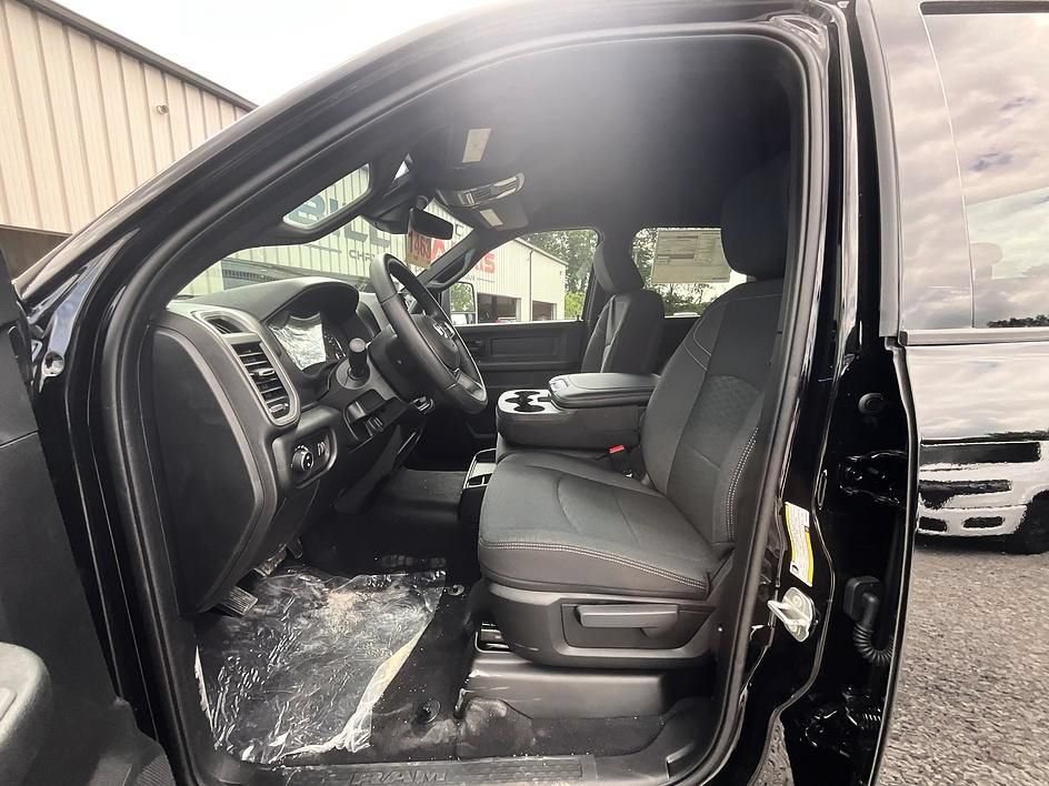 New 2026 RAM 2500 Warlock AWD/4WD image 14