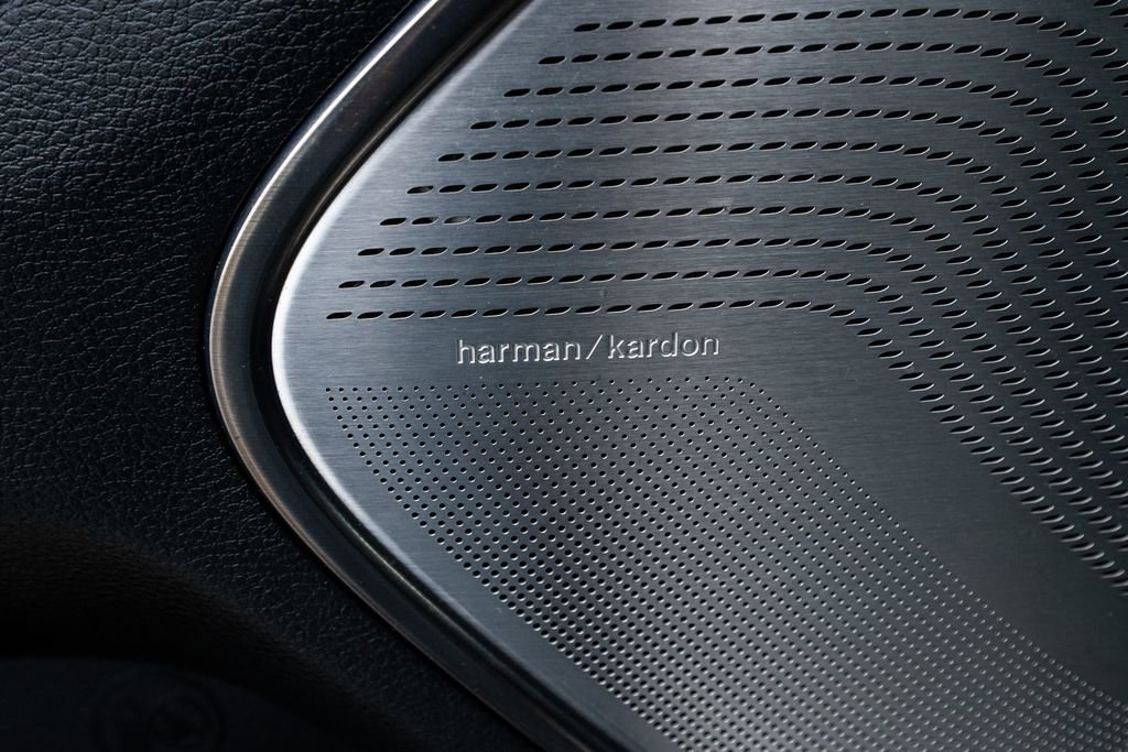 Used 2019 RAM 1500 Limited image 21