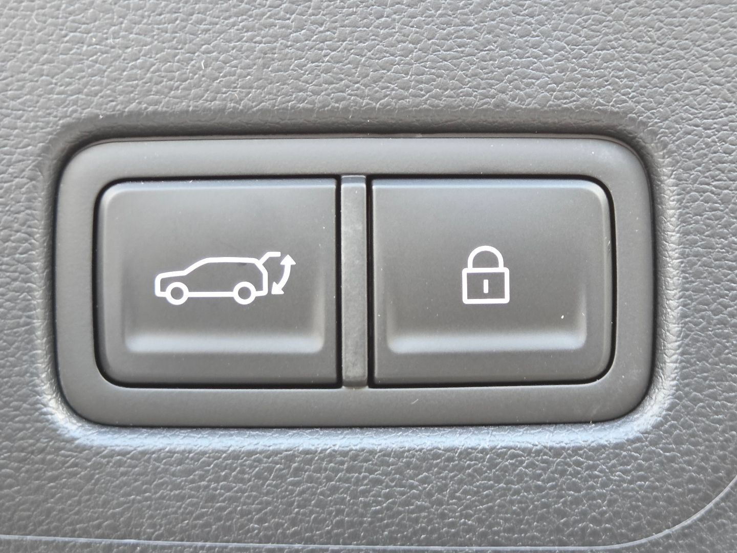 New 2026 Hyundai Santa Fe SE FWD image 22