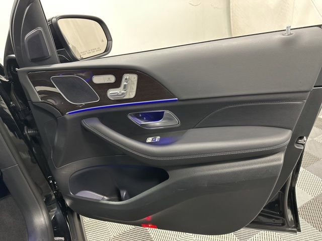 Certified 2025 Mercedes-Benz GLE 450e 4MATIC image 33