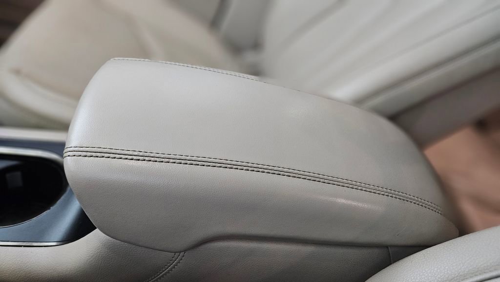 Used 2019 Lincoln MKC Premiere image 32