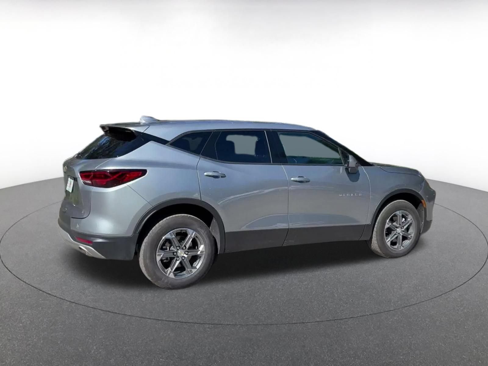 Used 2026 Chevrolet Blazer LT FWD image 14