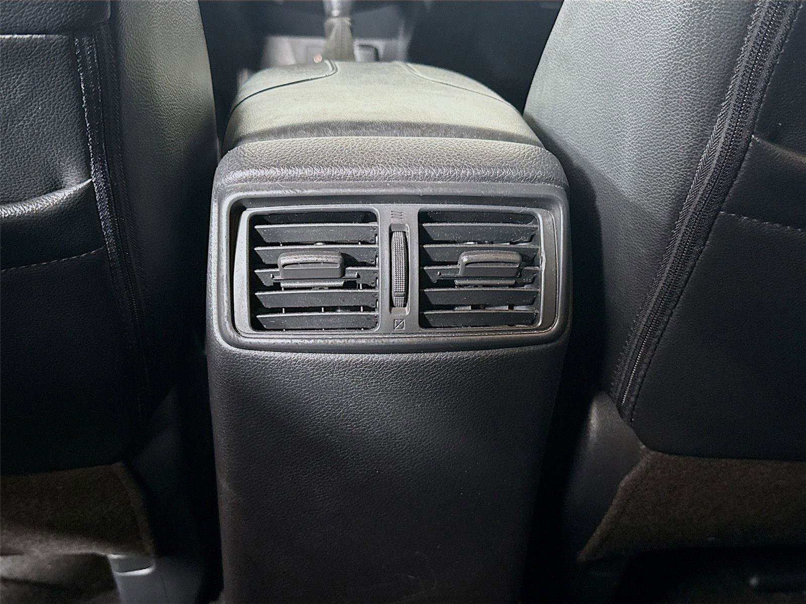 Used 2020 Nissan Rogue SL w/ Premium Package image 15