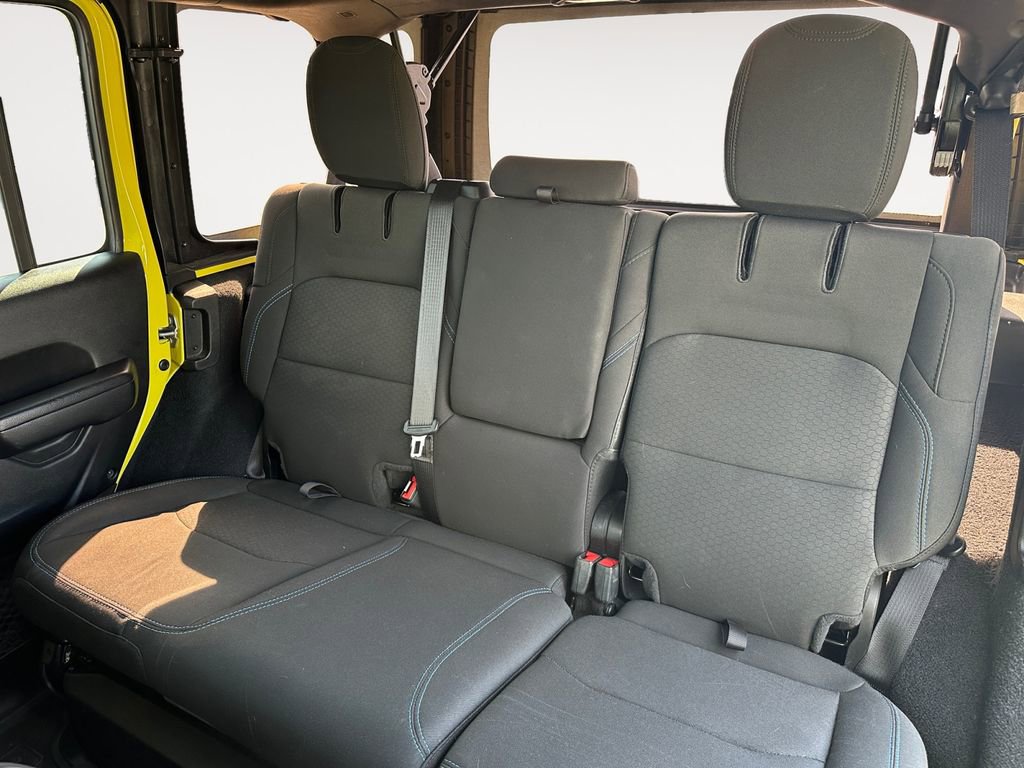 Used 2023 Jeep Wrangler Unlimited Rubicon 4xe AWD/4WD image 13